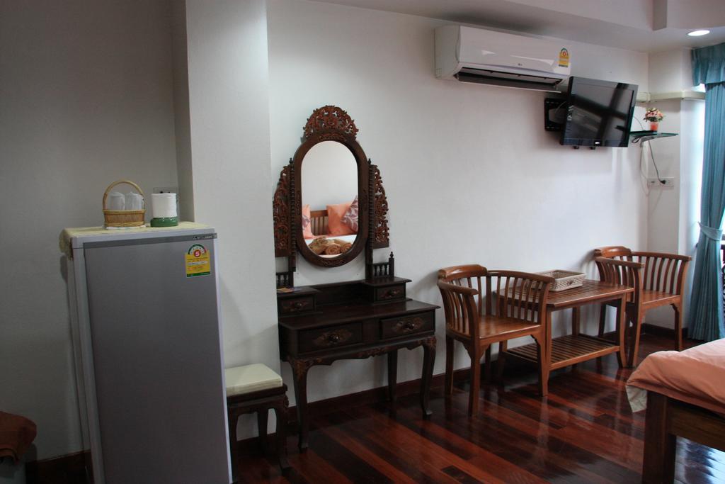 Coffeeandbeer Vandrehjem Pattaya Værelse billede